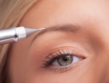 Queue de sourcils Brigitte-Beauté Genève