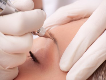 Sourcils en entier Brigitte-Beauté Genève